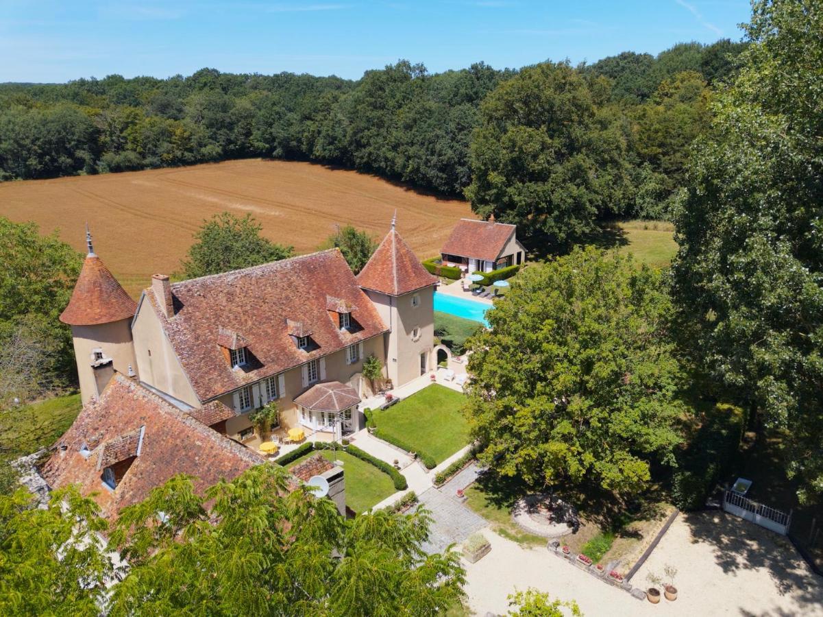 Le Petit Chateau De Sainte Colombe Bouges-le-Chateau Exterior foto